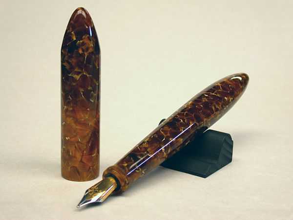 JEBs PENs / Custom Fountain Pens / Clipless Nanga Magnum 