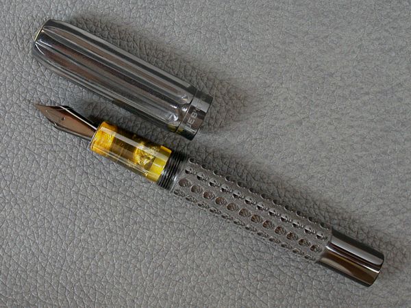 JEB's GvFc_Aztec_Pen (uncapped)