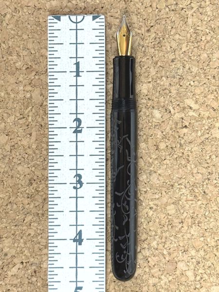 Loa Jr Clipless in Black Acrylic with Flower Scroll Engraving (with ruler-2)