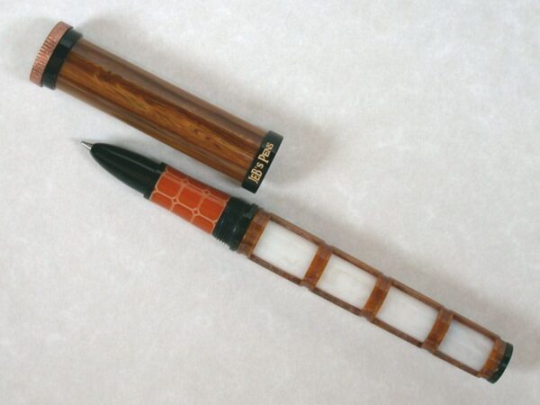 LotR Rollerball pen (uncapped)